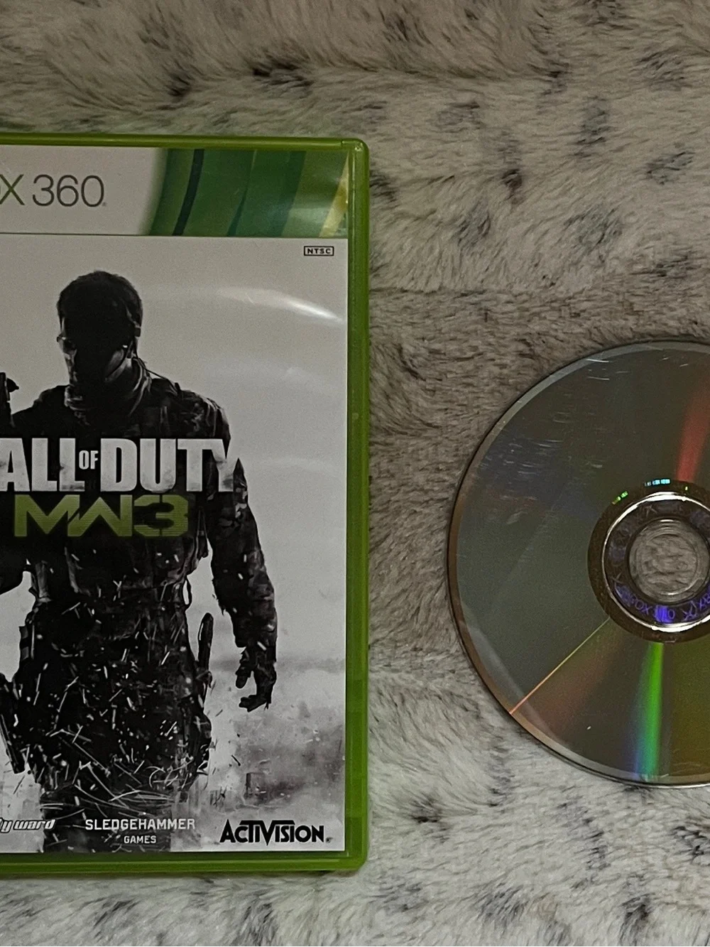 Microsoft Xbox 360 Call of Duty MW3 White & Green Cover Art